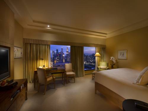 Pokój z widokiem na miasto w hotelu conrad centennial w Singapore