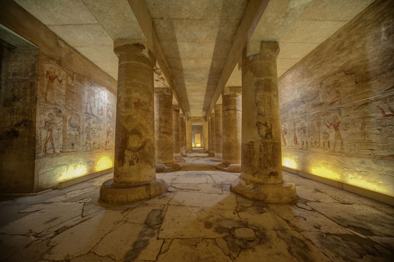 Wnętrze świątyni w Egipcie